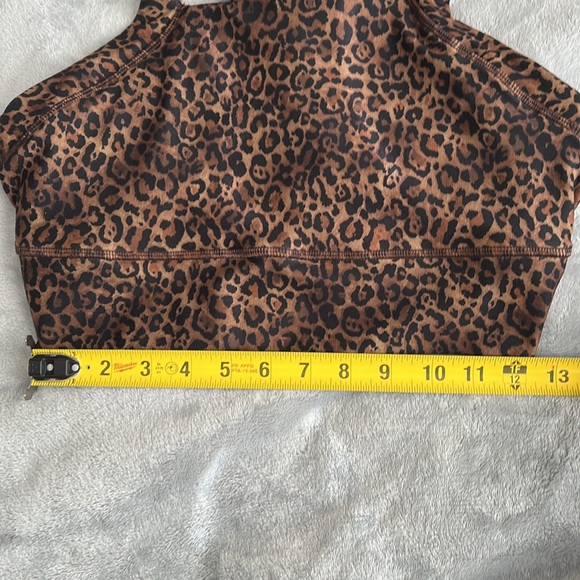 NWOT KiraGrace Kathryn Yoga Bra Animal Print Size Medium - Picture 5 of 12